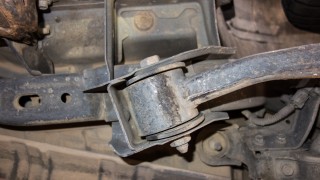 Trailing Arm-2.jpg
