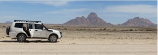 Pajero Spitzkoppe.jpg