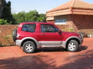 2002 SWB 3.2 Auto