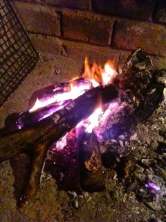 IMG_1789.jpg (71.75 KiB) Viewed 3025 times Keeping the night cold at bay.......