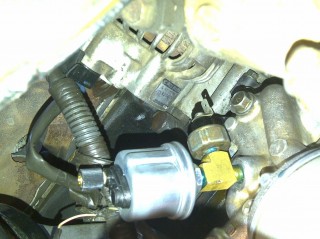 2. Oil Pressure sender fitted.jpg (175.93 KiB) Viewed 2620 times Oil pressure switch removed and inline 'T' with pressure sender and switch fitted.