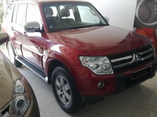 Red Paj.JPG