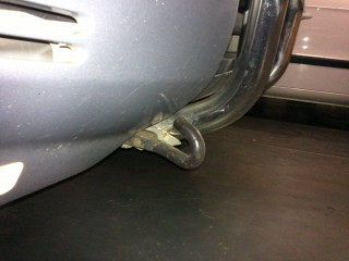 Pajero front tow hook Right.jpg