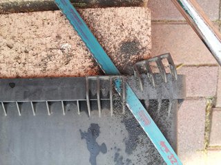 20120712_144707.jpg (275.99 KiB) Viewed 9516 times Cut off the broken bracket