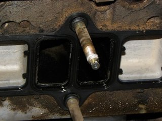 cylinder head side.jpg (57.23 KiB) Viewed 10477 times cylinder head side