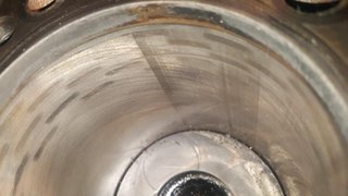 Scuffing on cylinder no2