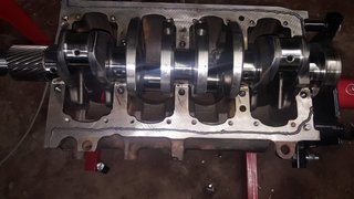 2mm Wide Victor Reinz gasket maker applied