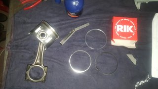 20151003_160441 (Small).jpg (129.04 KiB) Viewed 5999 times New piston, bearings, gudgeon pin, Riken rings, and circlips.