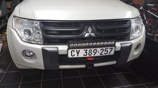 Pajero met Lig 1.jpg